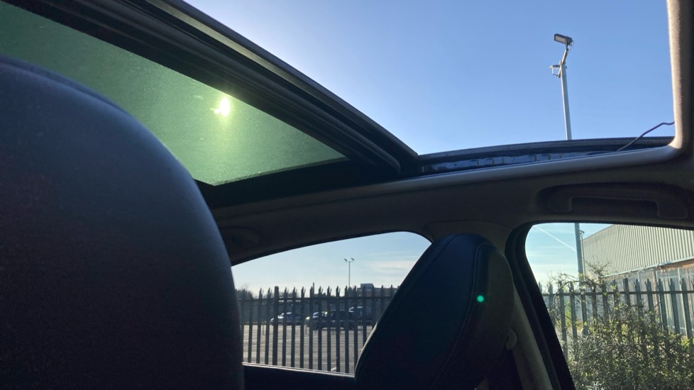Honda Hr-V 1.5 I-vtec Se Euro Black #25