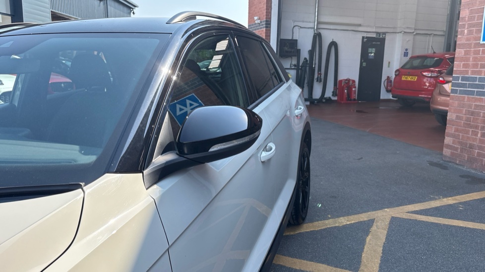 Volkswagen T-Roc 1.5 Tsi Evo Life Blue #44