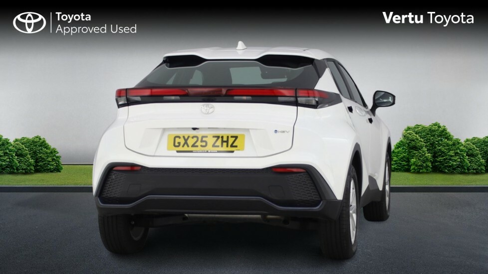 Toyota C-Hr 2.0 Phev Design Cvt Purple #19