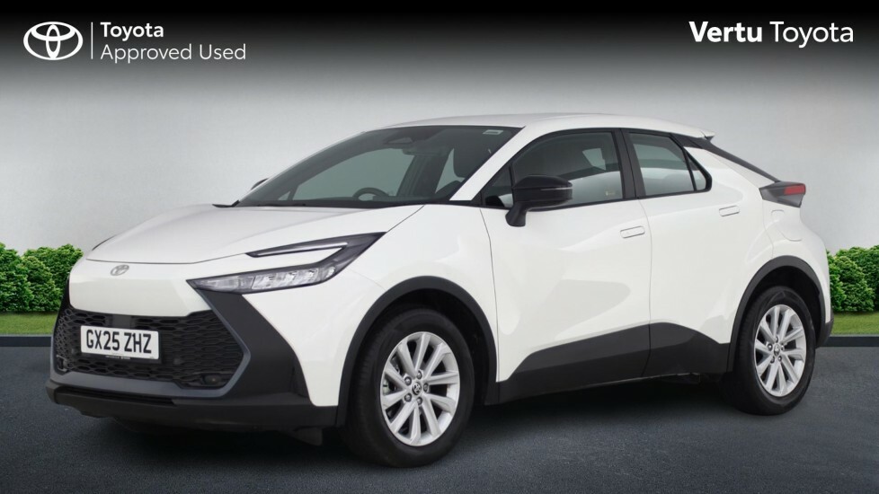Toyota C-Hr Icon White #3