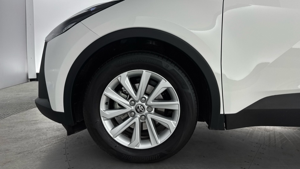 Toyota C-Hr 2.0 Phev Design Cvt Purple #18