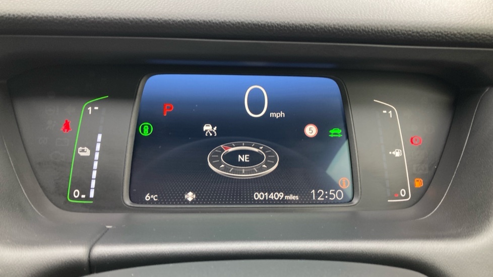 Honda Jazz 1.5 I-mmd Hybrid Elegance Ecvt Blue #11