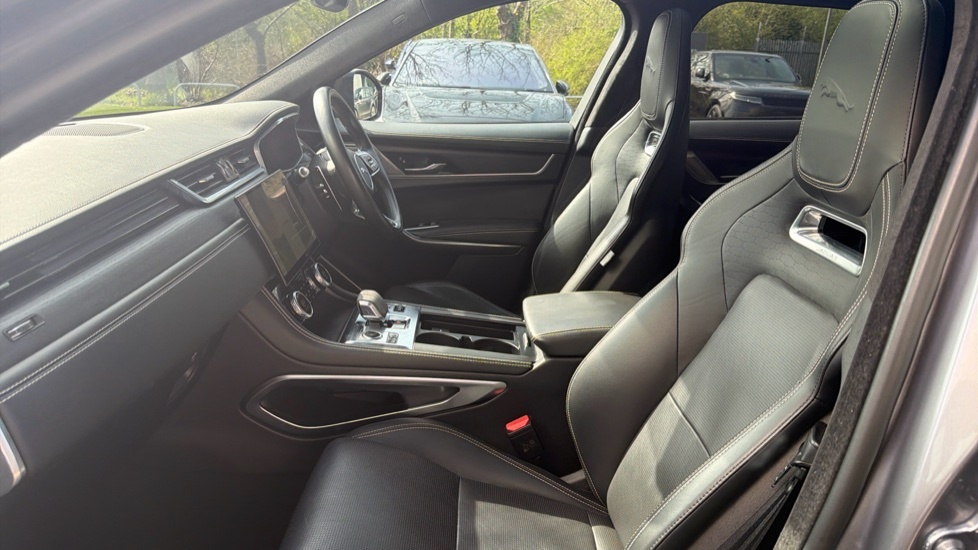 Jaguar F-Pace 5.0 P550 V8 Svr Suv Quickshift Awd Euro Black #9