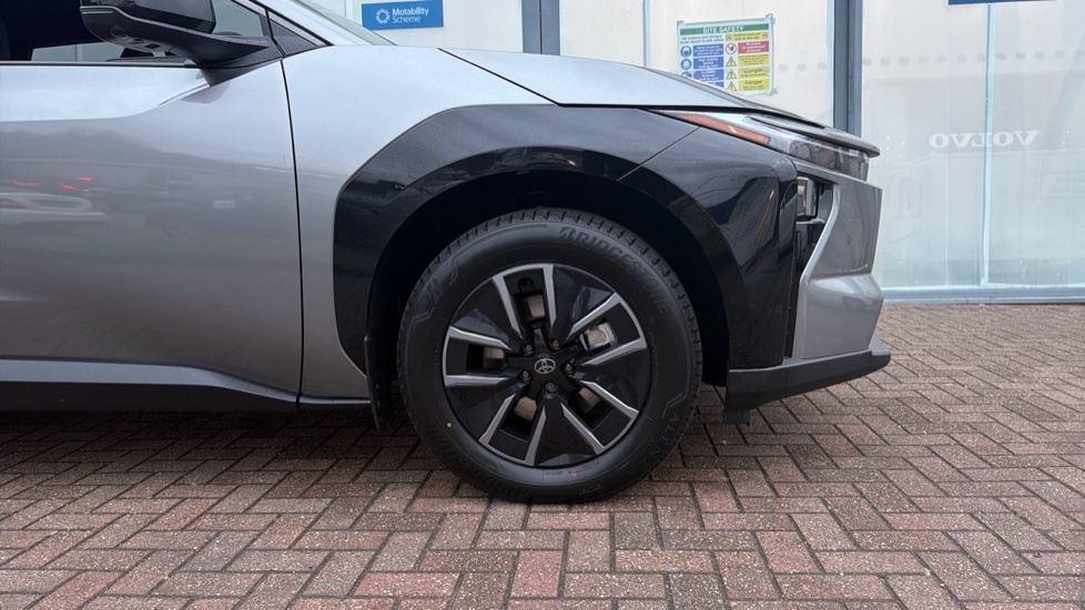 Toyota bZ4X 71.4Kwh Vision Suv Silver #18