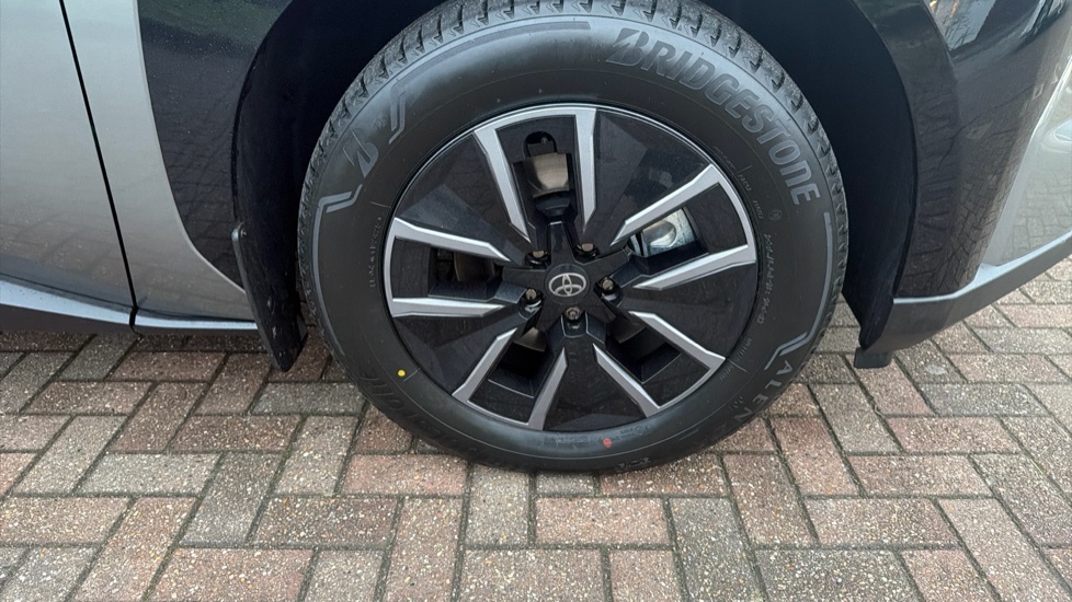 Toyota bZ4X 71.4Kwh Vision Suv Silver #31