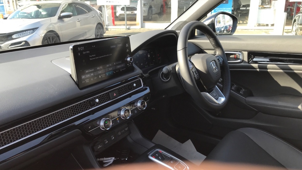 Honda Civic Advance Black #2