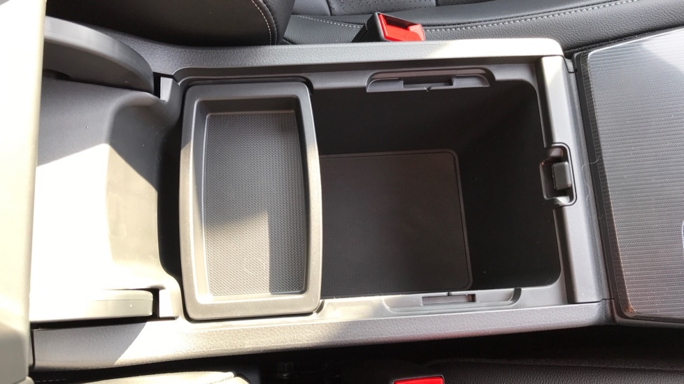 Honda Civic 2.0 H I-mmd Advance Hatchback Hybrid Ec Red #28