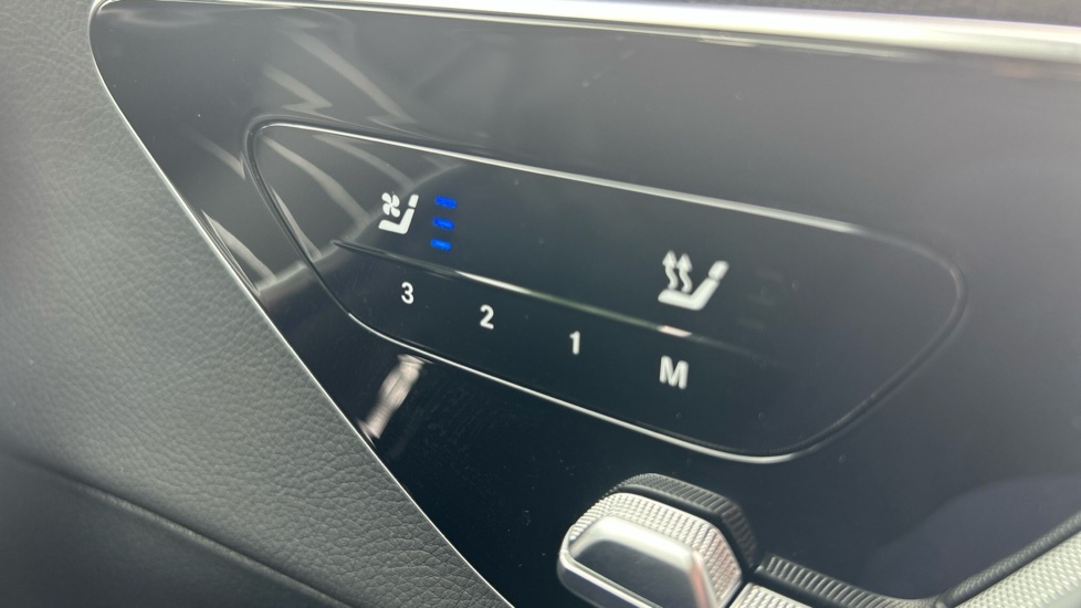 Mercedes-Benz GLC Class Glc 300 4Matic Amg Line 9G-tronic Blue #22