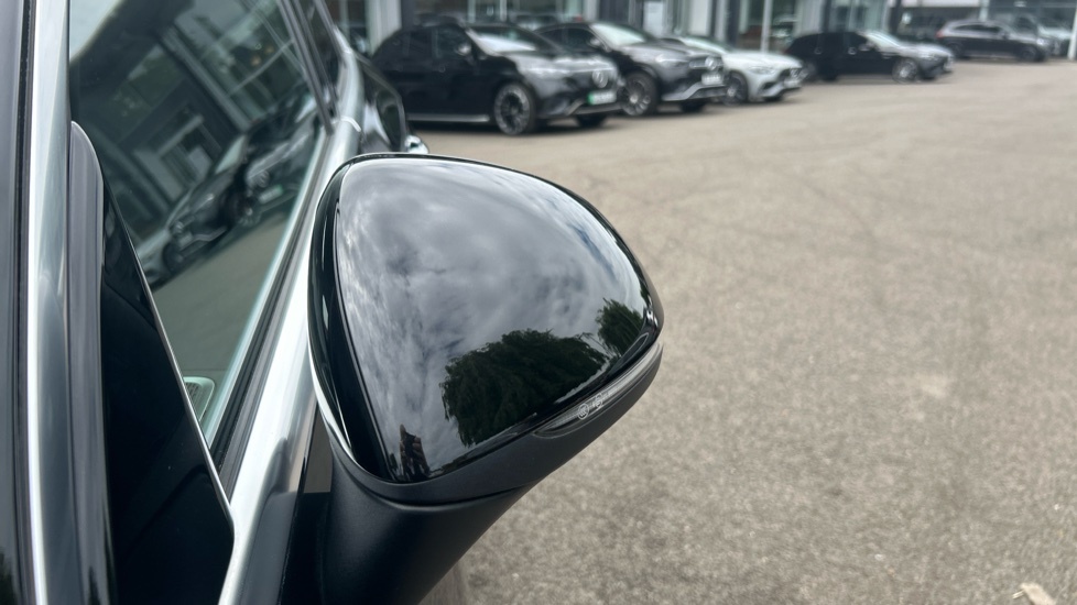 Mercedes-Benz GLC Class Glc 300 4Matic Amg Line 9G-tronic Blue #39