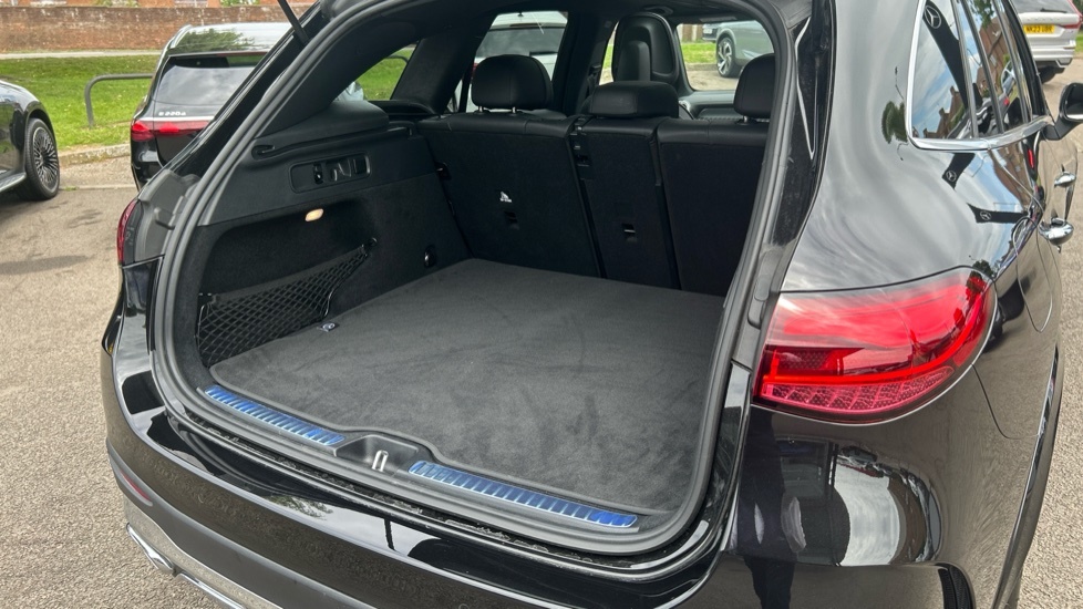 Mercedes-Benz GLC Class Glc 300 4Matic Amg Line 9G-tronic Blue #36