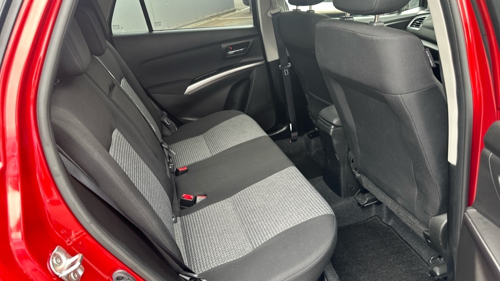 Suzuki SX4 S Cross Motion Boosterjet Mhev 1.4 Silver #16