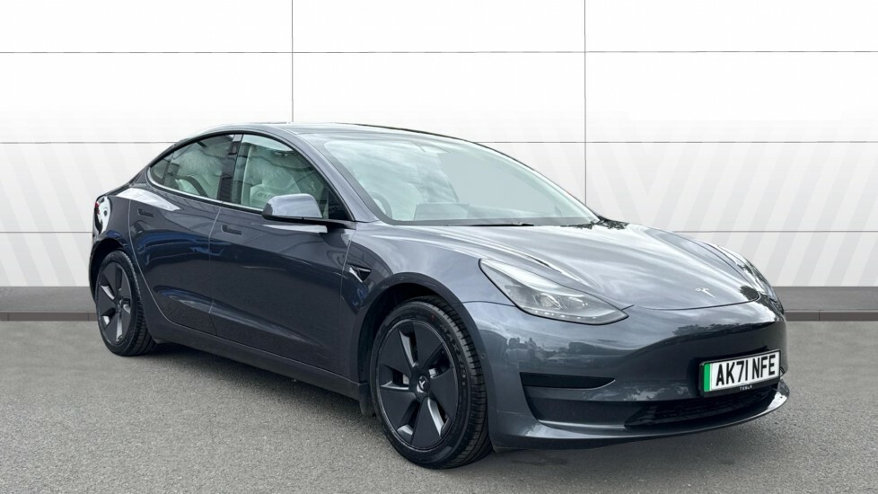 Tesla Model 3 Standard Plus Grey