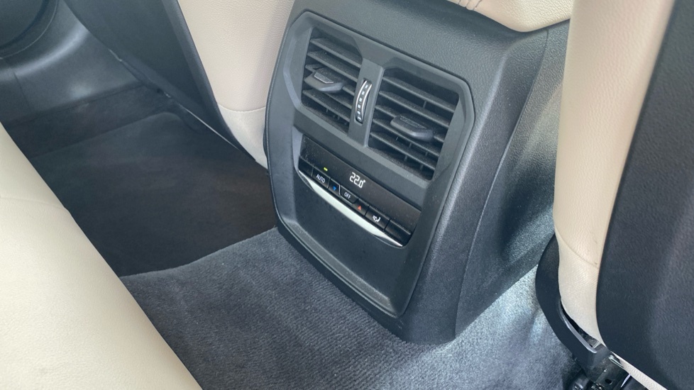 BMW 3 Series 320D Xdrive Sport Saloon Blue #35