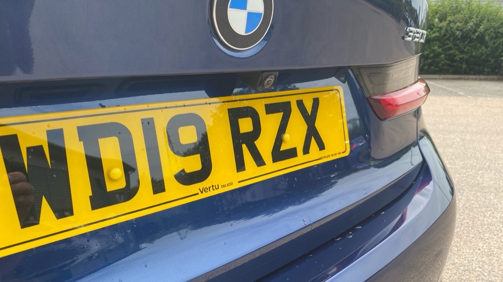 BMW 3 Series 320D Xdrive Sport Saloon Blue #32