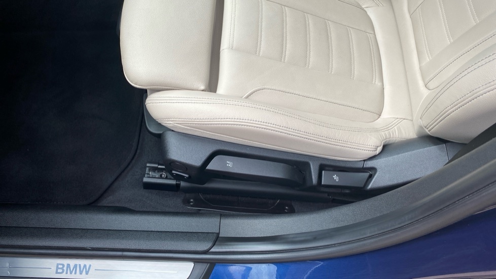 BMW 3 Series 320D Xdrive Sport Saloon Blue #29
