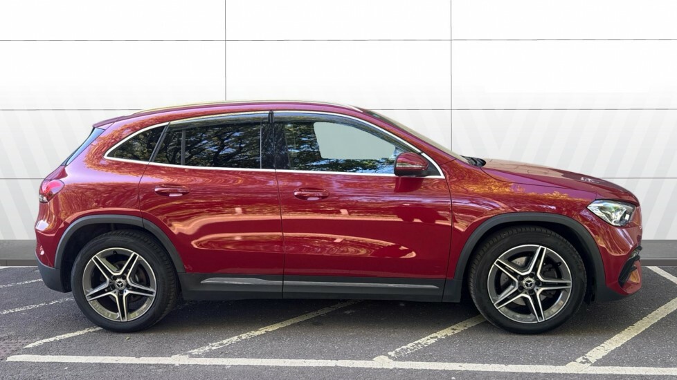 Mercedes-Benz GLA Class Amg Line Red #5