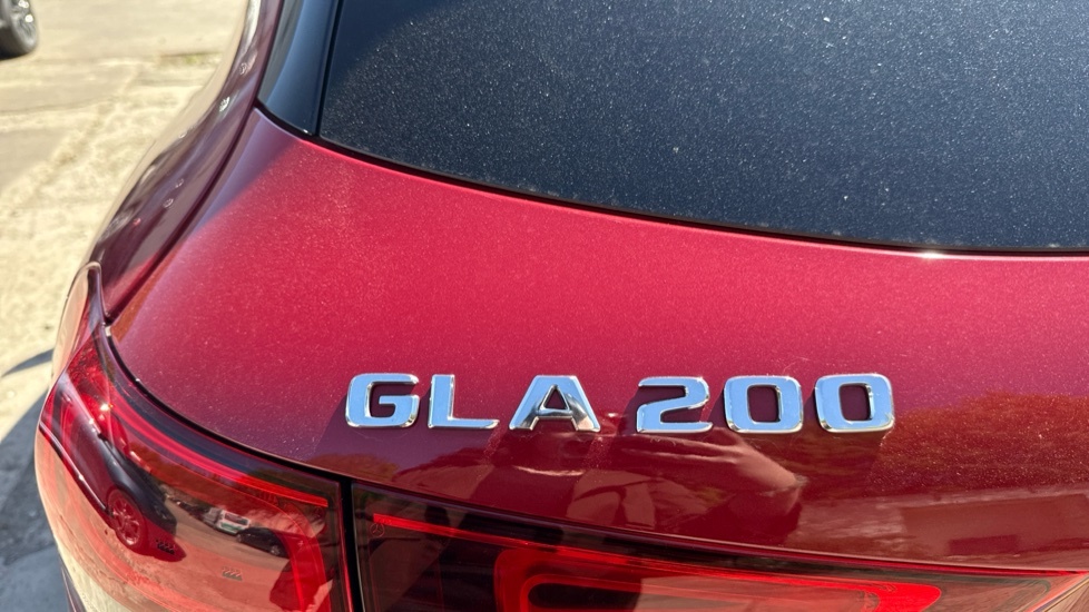 Mercedes-Benz GLA Class 1.3 Gla250e 15.6Kwh Exclusive Edition Premium Plu Black #35