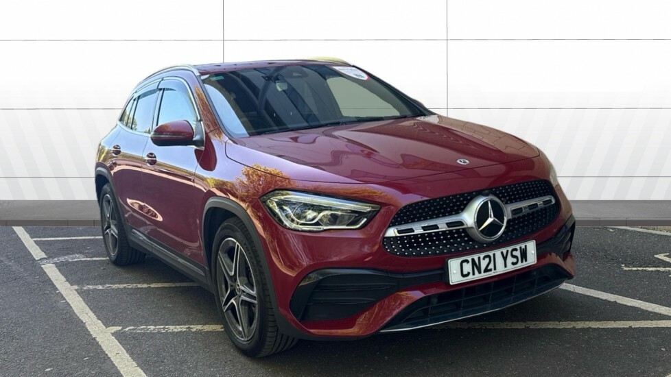 Mercedes-Benz GLA Class Amg Line Red