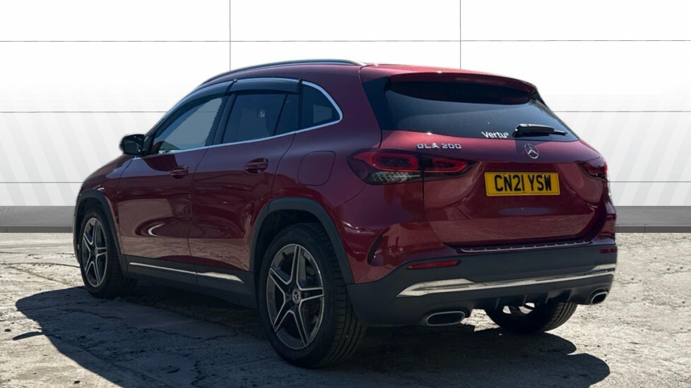 Mercedes-Benz GLA Class Amg Line Red #2