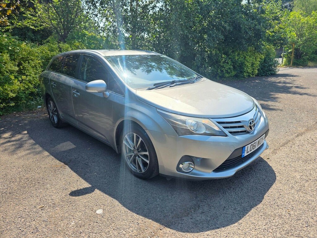 Toyota Avensis Estate 2.0 D-4d Tr Tourer Euro 5 201261 Grey
