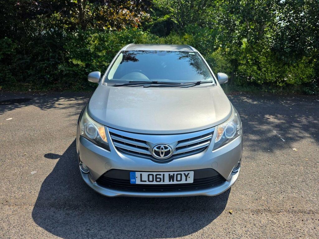 Toyota Avensis Estate 2.0 D-4d Tr Tourer Euro 5 201261 Grey #2