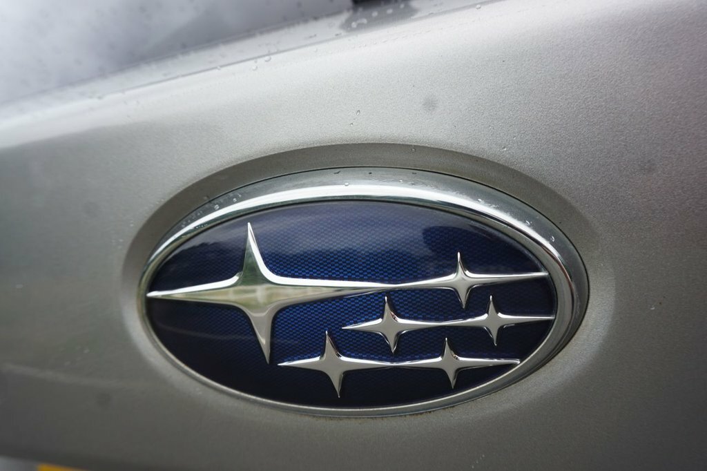 Subaru Outback 2017 2.0D Se Premium Estate Lineartroni Grey #23
