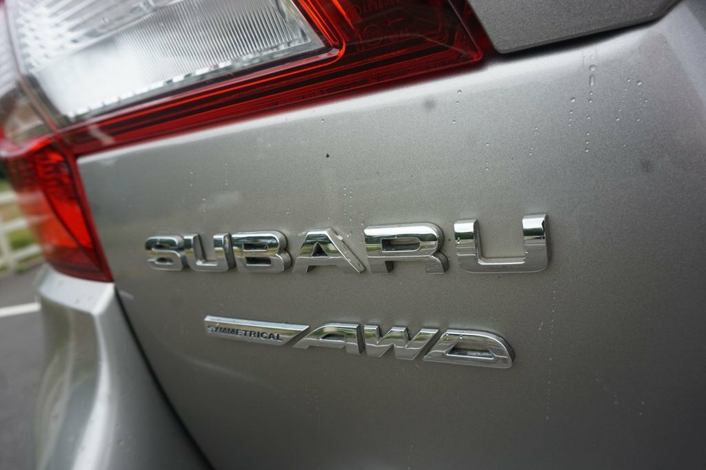 Subaru Outback 2017 2.0D Se Premium Estate Lineartroni Grey #24
