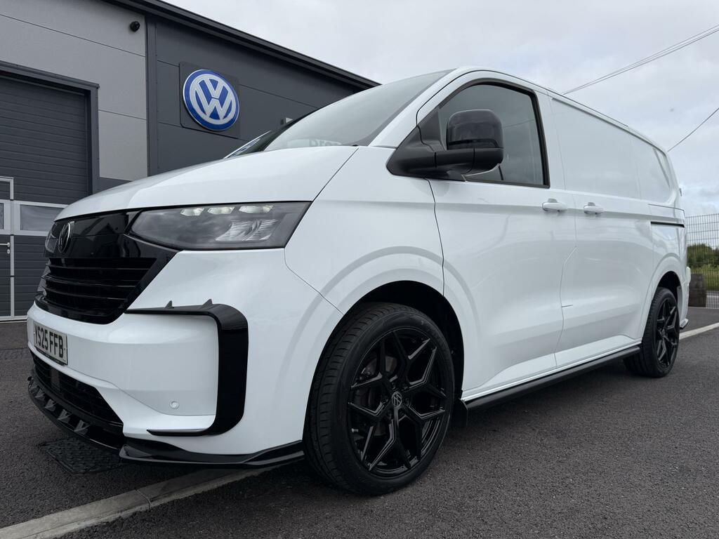 Volkswagen Transporter 2.0 Tdi T7 150 6 Speed Commerce Plus Panel Van White #6