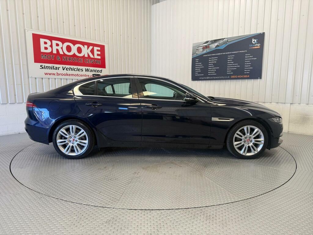 Jaguar XE 2.0 D180 Se Euro 6 Ss Blue #4