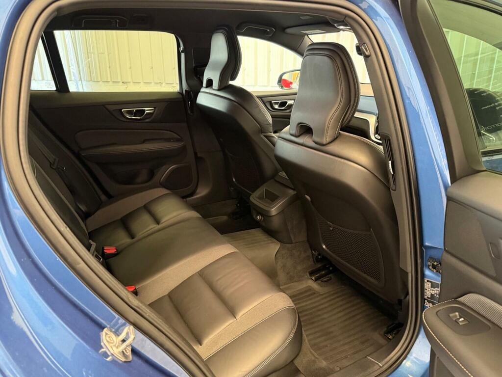Volvo V60 2.0 D4 Momentum Pro 188 Bhp Grey #16