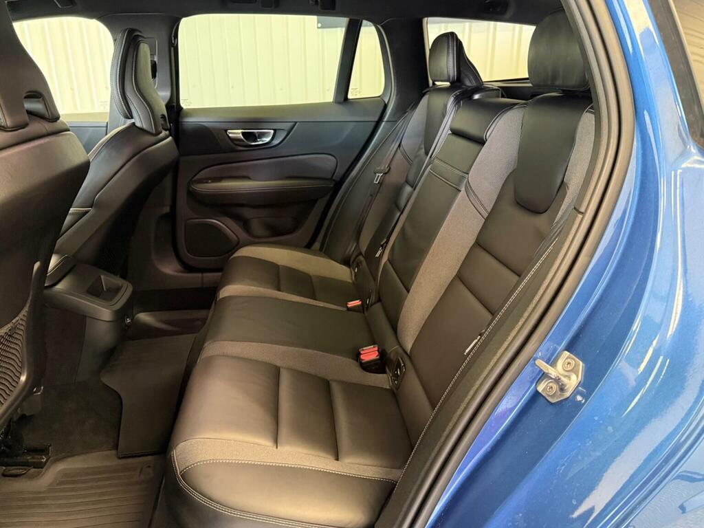 Volvo V60 2.0 D4 Momentum Pro 188 Bhp Grey #14