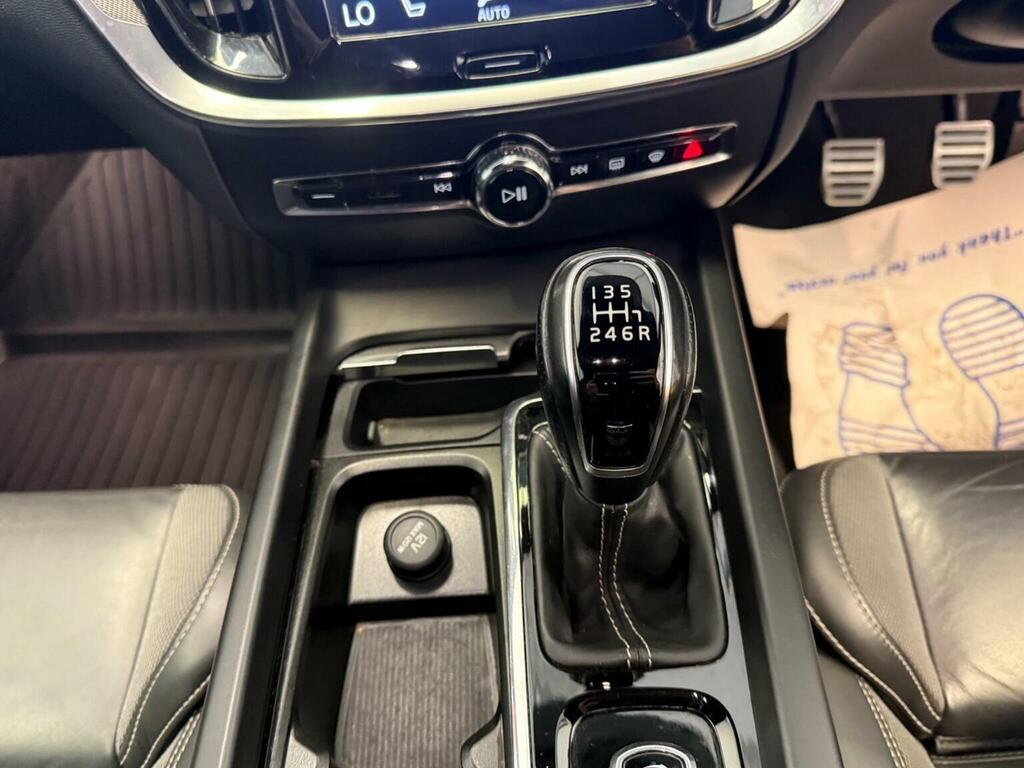 Volvo V60 2.0 D4 Momentum Pro 188 Bhp Grey #27