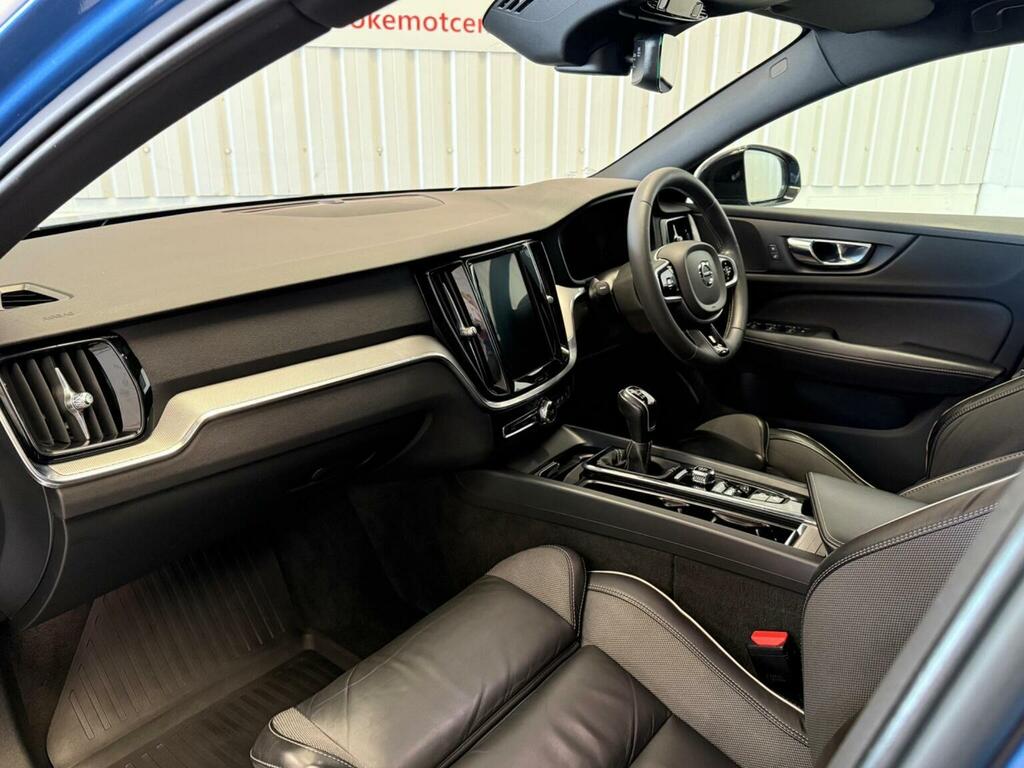 Volvo V60 2.0 D4 Momentum Pro 188 Bhp Grey #11