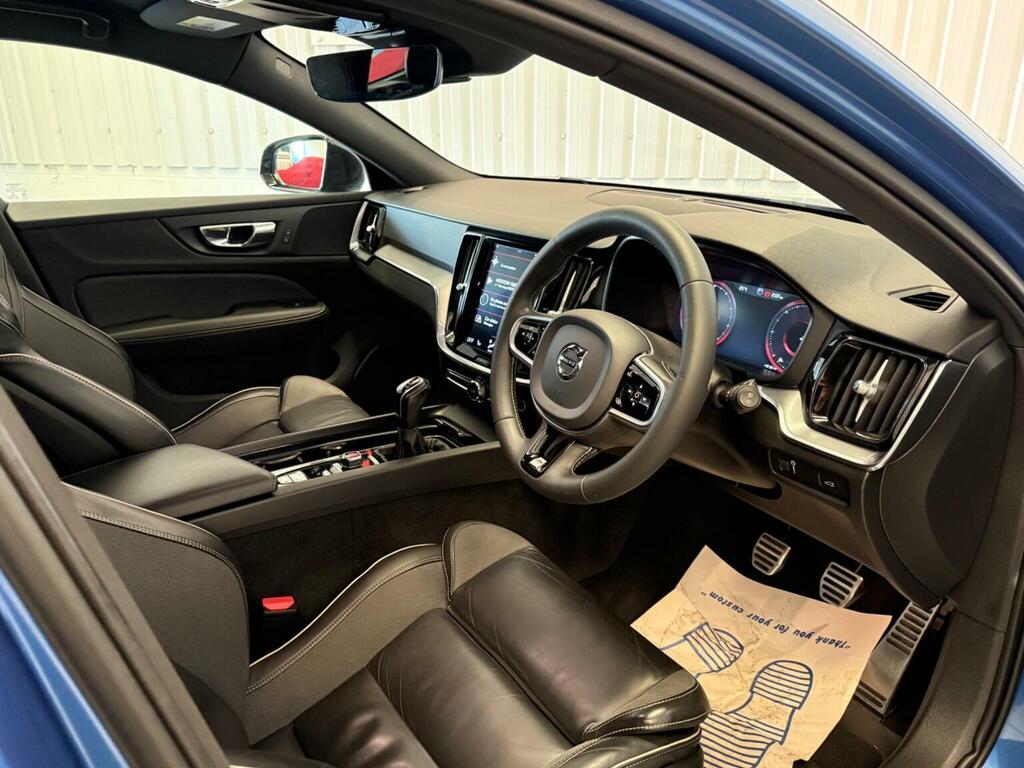 Volvo V60 2.0 D4 Momentum Pro 188 Bhp Grey #19