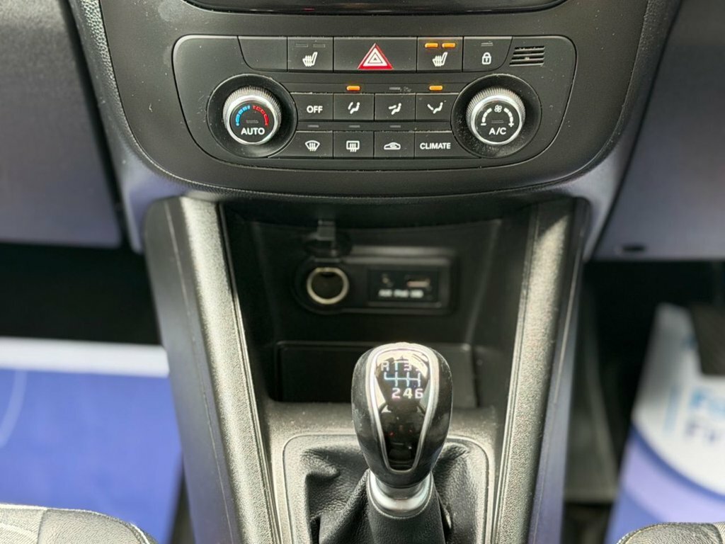Kia Venga 1.4 1 Mpv Euro 6 Ss 89 Bhp Black #45