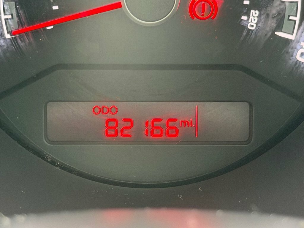 Kia Venga 1.6L 3 Red #4