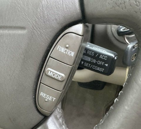 Lexus LS Saloon 4.6 460 V8 Se-l Euro 4 200857 Silver #36