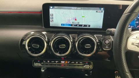 Mercedes-Benz A Class 1.5 A180d Amg Black #6