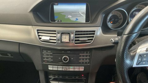 Mercedes-Benz E Class 2.1 E220 Bluetec Black #6