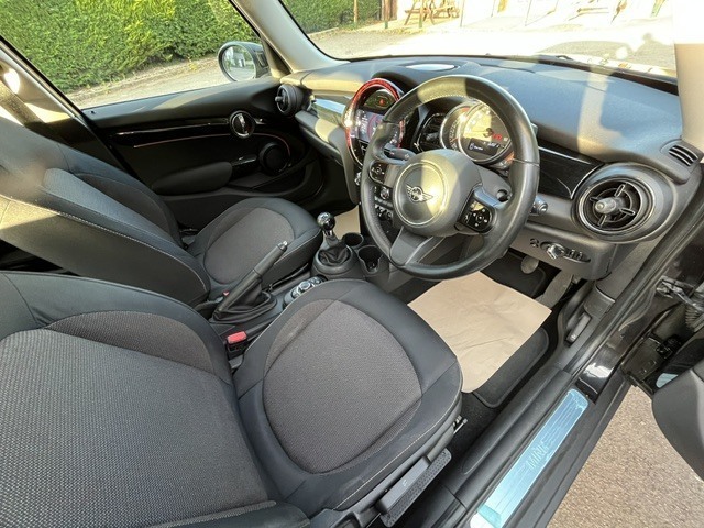 Mini Hatch Classic Black #5
