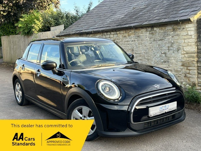 Mini Hatch Classic Black