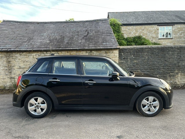 Mini Hatch Classic Black #4