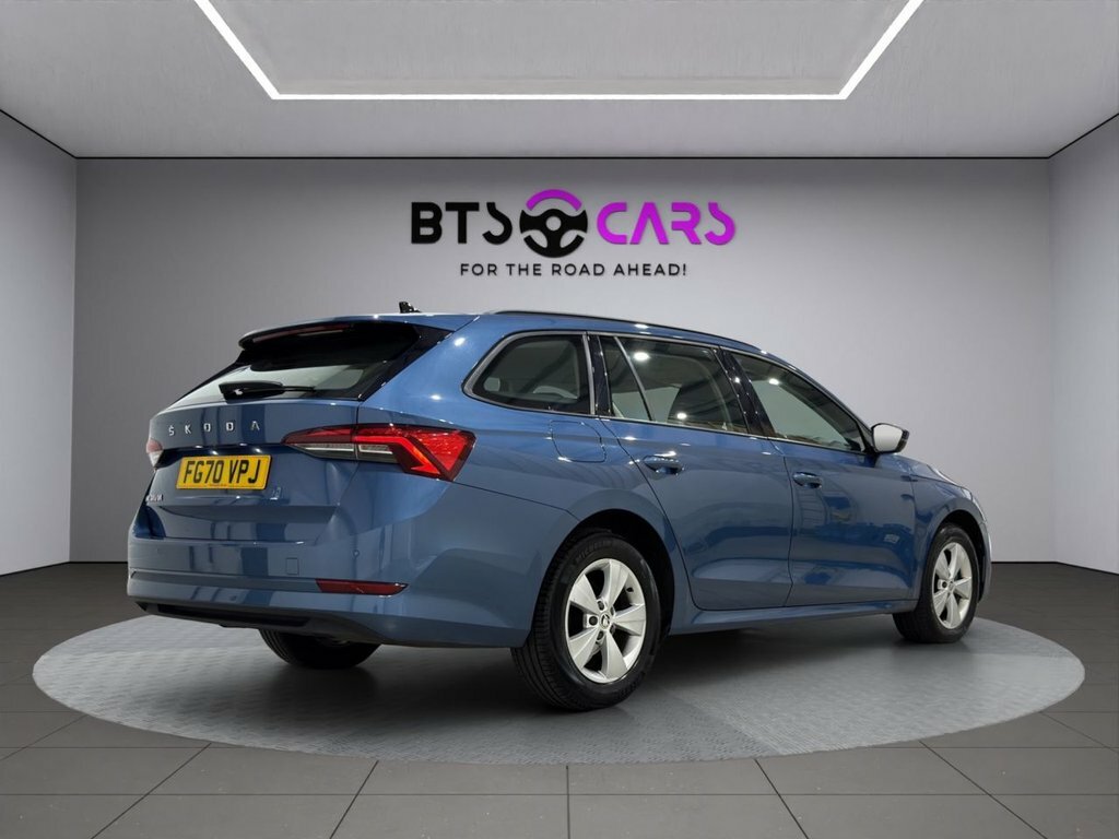 Skoda Octavia 1.5L Se Technology FG70VPJ Blue #3