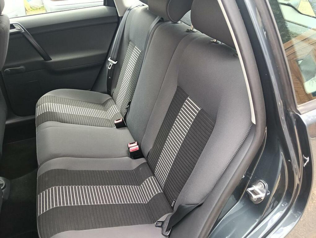Volkswagen Polo 1.2 Match 70 Silver #13