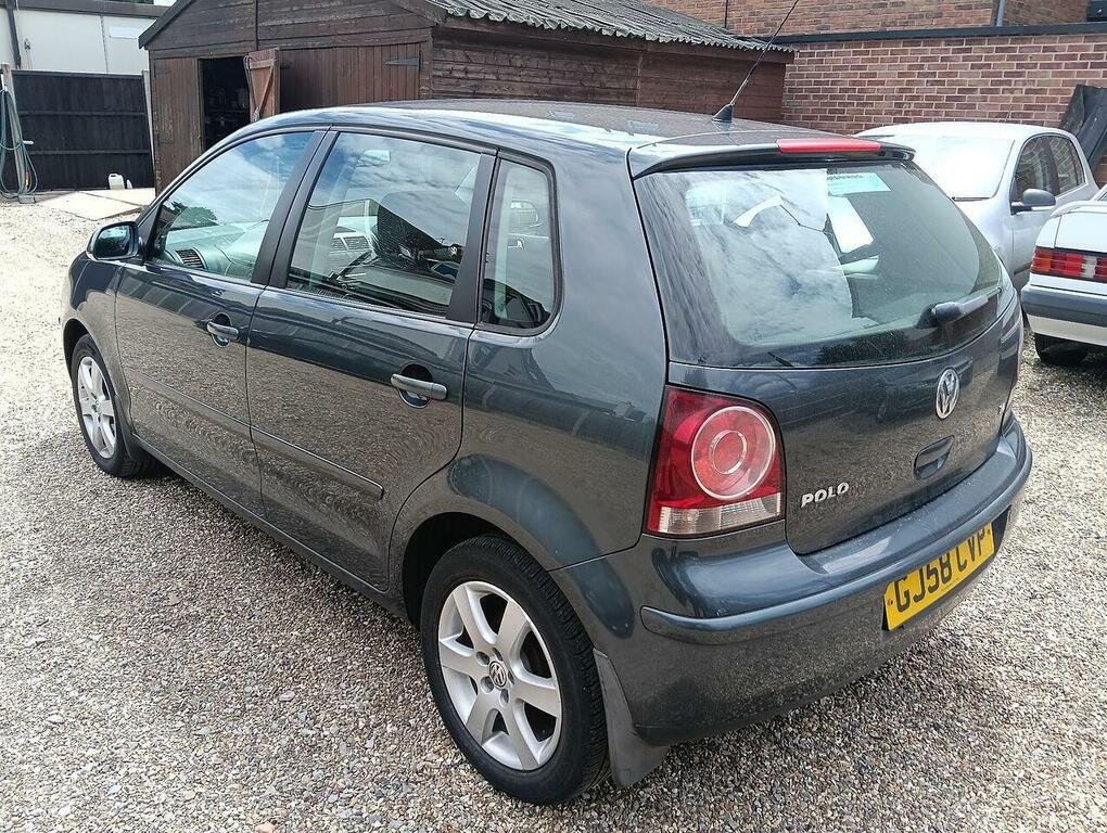 Volkswagen Polo 1.2 Match 70 Silver #9