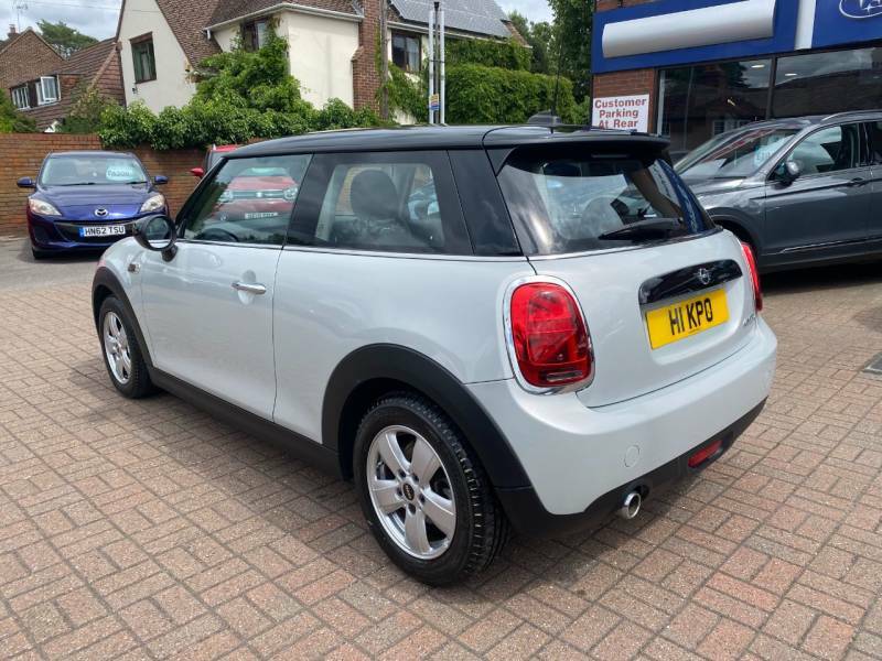 Mini Hatch 1.5 Cooper Classic II Silver #4