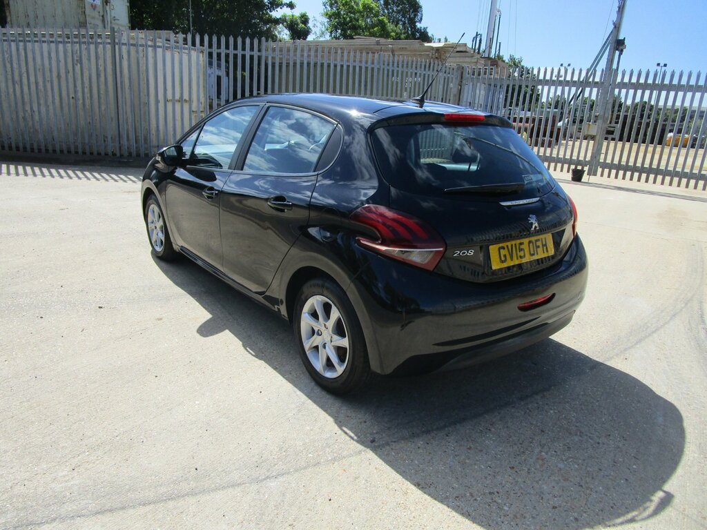 Peugeot 208 1.2 Puretech Active Hatchback Eu Black #2
