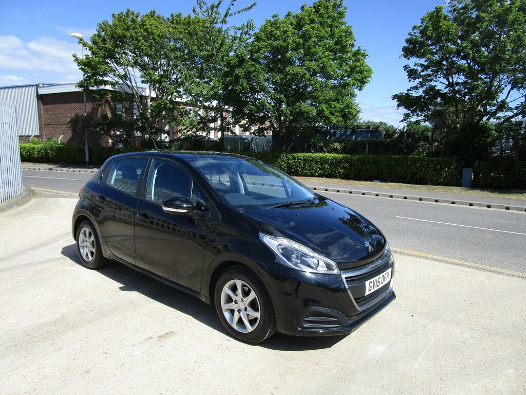 Peugeot 208 1.2 Puretech Active Hatchback Eu Black