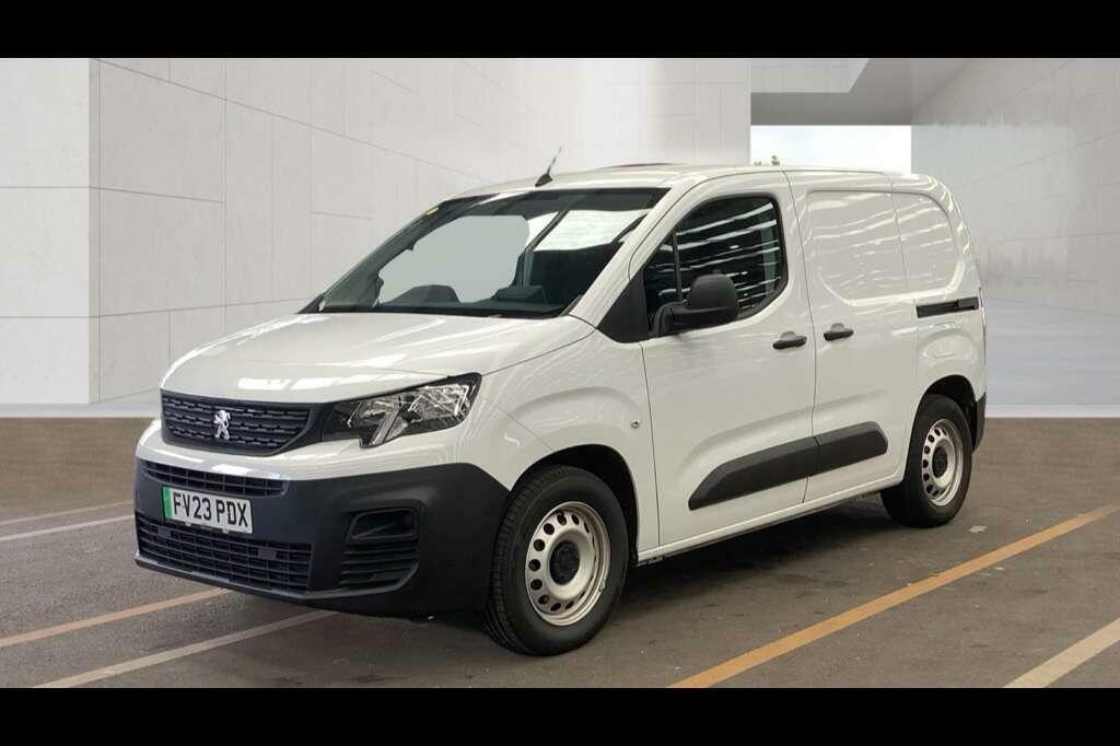 Peugeot E-Partner 800 50Kwh Professional Premium Standard Panel Va White #2
