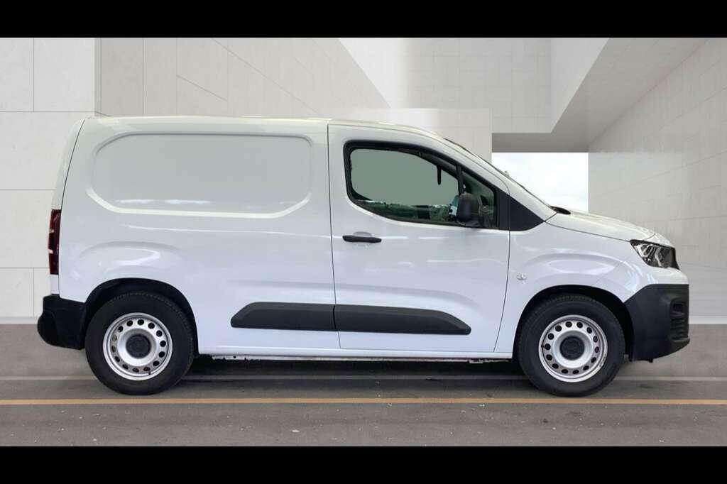 Peugeot E-Partner 800 50Kwh Professional Premium Standard Panel Va White #5